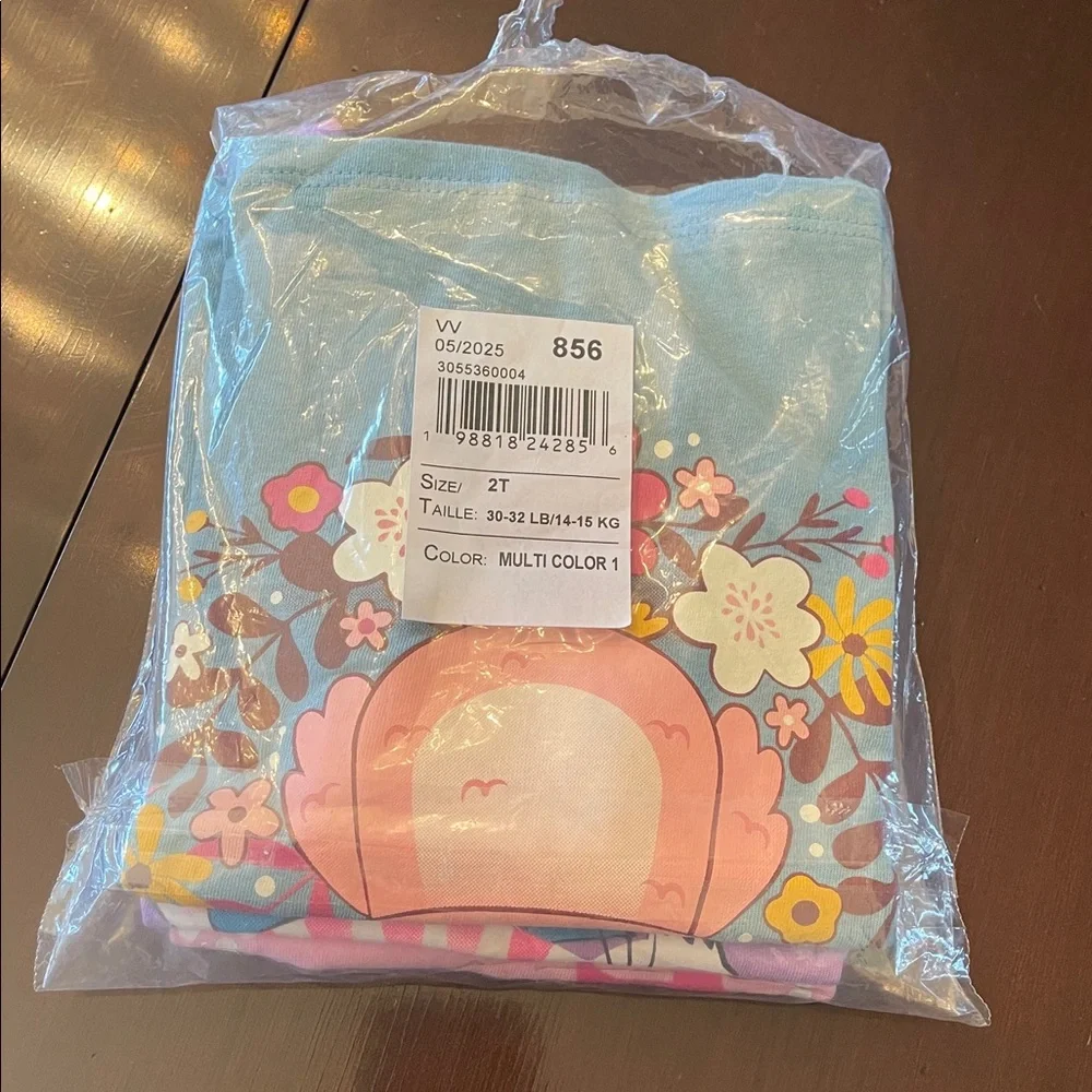 The Children's Place Colorful Graphic T-Shirts set of three nwt 2T